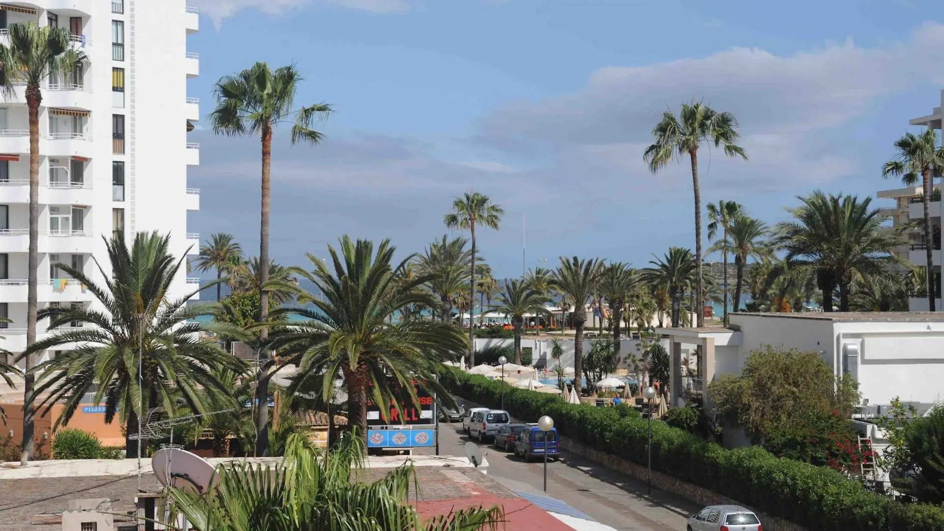 ** Otel Villa Miel Cala Millor  İspanya