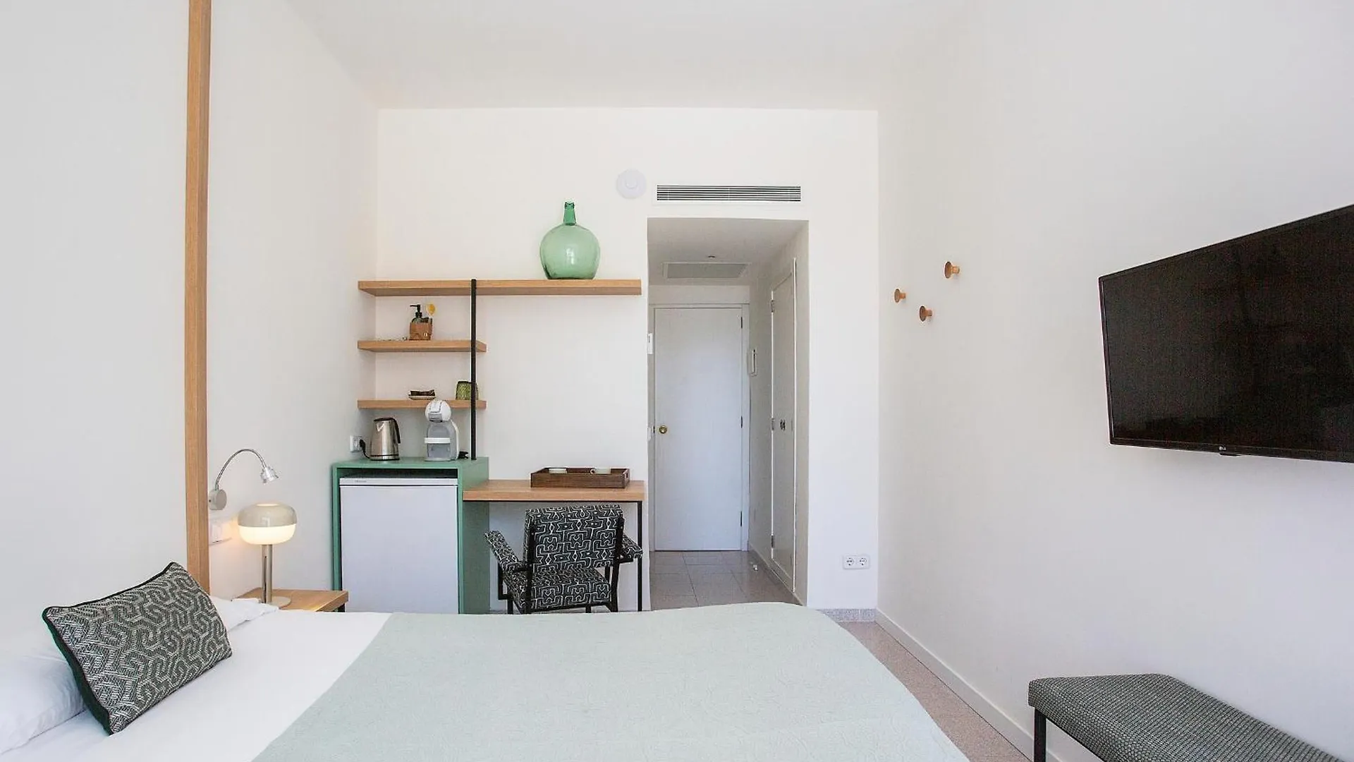 Villa Miel Кала Миллор 2*,  Испания